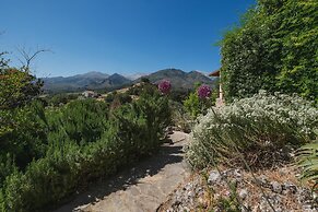 Villa Kalogra - Natural Habitat w. Views