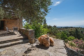Villa Kalogra - Natural Habitat w. Views