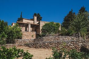 Villa Kalogra - Natural Habitat w. Views