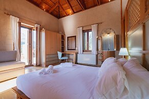 Villa Kalogra - Natural Habitat w. Views