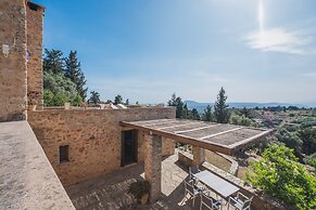 Villa Kalogra - Natural Habitat w. Views