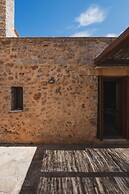 Villa Kalogra - Natural Habitat w. Views