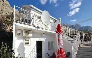 Beautiful Apartment in Omis With