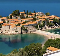 Panorama View 2-bed Apartment in Sutomore