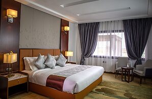 Waves Aqua Hotel