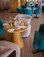 Waves Aqua Hotel