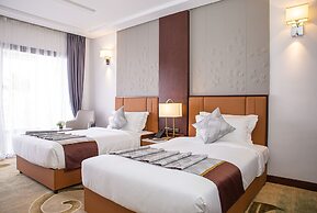 Waves Aqua Hotel