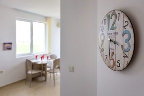Sea View 1 Bed Apartment With Stunning Ocean Views