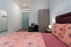 Hostel Antique