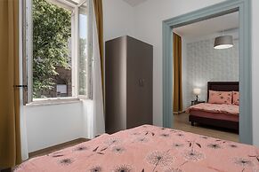 Hostel Antique