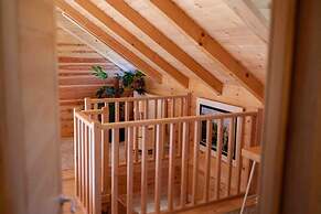 Lovely 4-bed Cottage in Kolasin