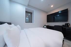 Gwangan Stay Hotel