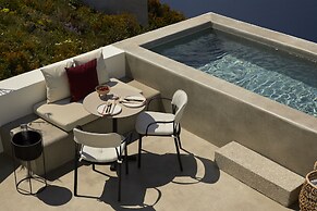 Atoles Retreat