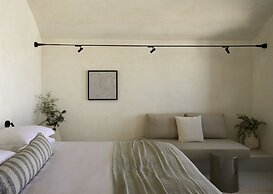 Atoles Retreat