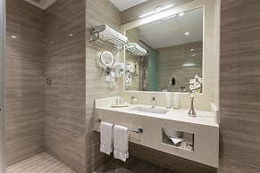 Beata Garden Serviced Apartment