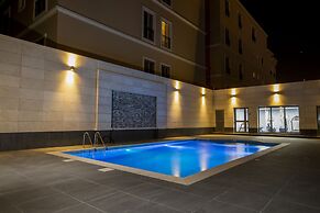 Beata Garden Serviced Apartment