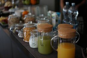 HOTEL APLO - BREAKFAST EXPERIENCE