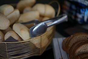HOTEL APLO - BREAKFAST EXPERIENCE