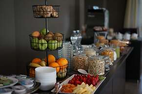 HOTEL APLO - BREAKFAST EXPERIENCE