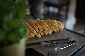 HOTEL APLO - BREAKFAST EXPERIENCE