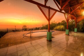 Arenal Waterfall Lodge