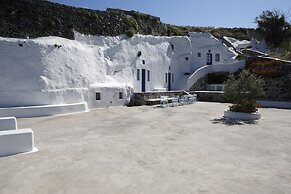 Aghios Artemios Traditional Houses