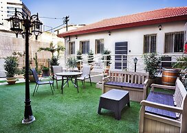 Loui Gardens
