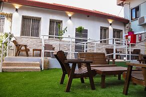 Loui Gardens