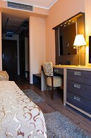 Hill Hotel