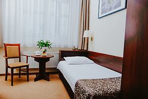 Korel Hotel