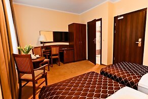 Korel Hotel