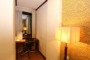 Sunset Westlake Hanoi Hotel