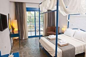 Ariadni Blue Hotel