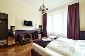Hotel Pension Baron am Schottentor