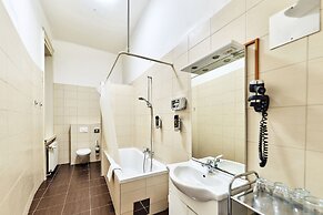 Hotel Pension Baron am Schottentor