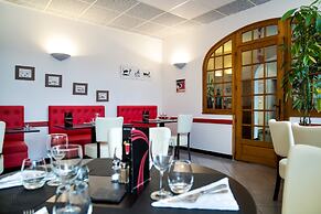 Logis Hôtel Restaurant Du Commerce