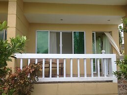 Moalboal Beach Resort