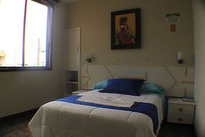 Hotel Los Algarrobos