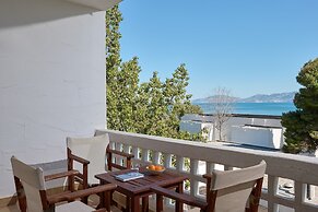 Hydra Beach Resort
