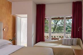 Hydra Beach Resort