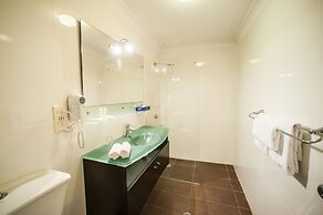 Ramada Hotel & Suites Sydney Cabramatta