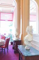 Le Grand Hotel