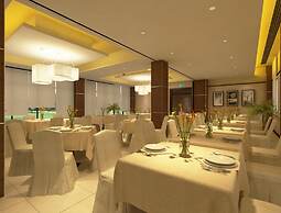 Hallmark Crown Hotel