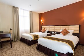 Hallmark Crown Hotel