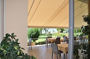 Elena Hotel