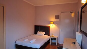 Elena Hotel