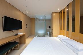 Hotel The Designers Hongdae