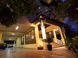 Grand Residence