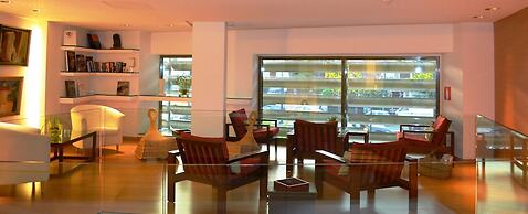 Athinais Hotel