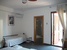 La Circumetnea B&B